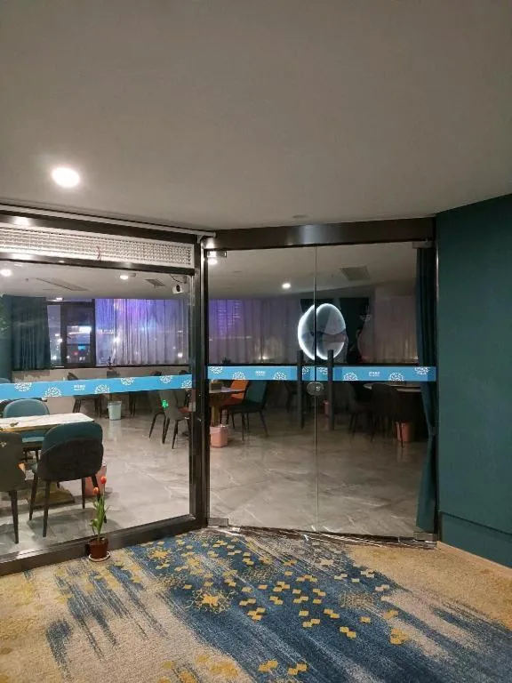 VX Hotel Jiangsu Taizhou Xinghua RT-Mart