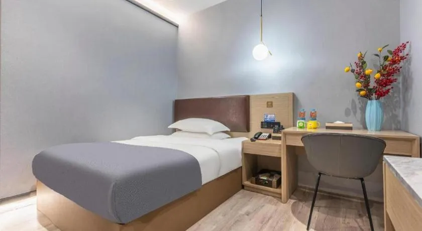 Bed in Gya Hotel Wuxi Hubin Commercial Street Tai Lake Scenic Area