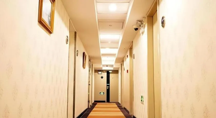 Shell Hotel Shanghai Expo Changqing Road Metro Station