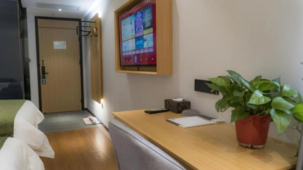 GreenTree Inn Express Datong High-Speed Railway Station Old City Wall