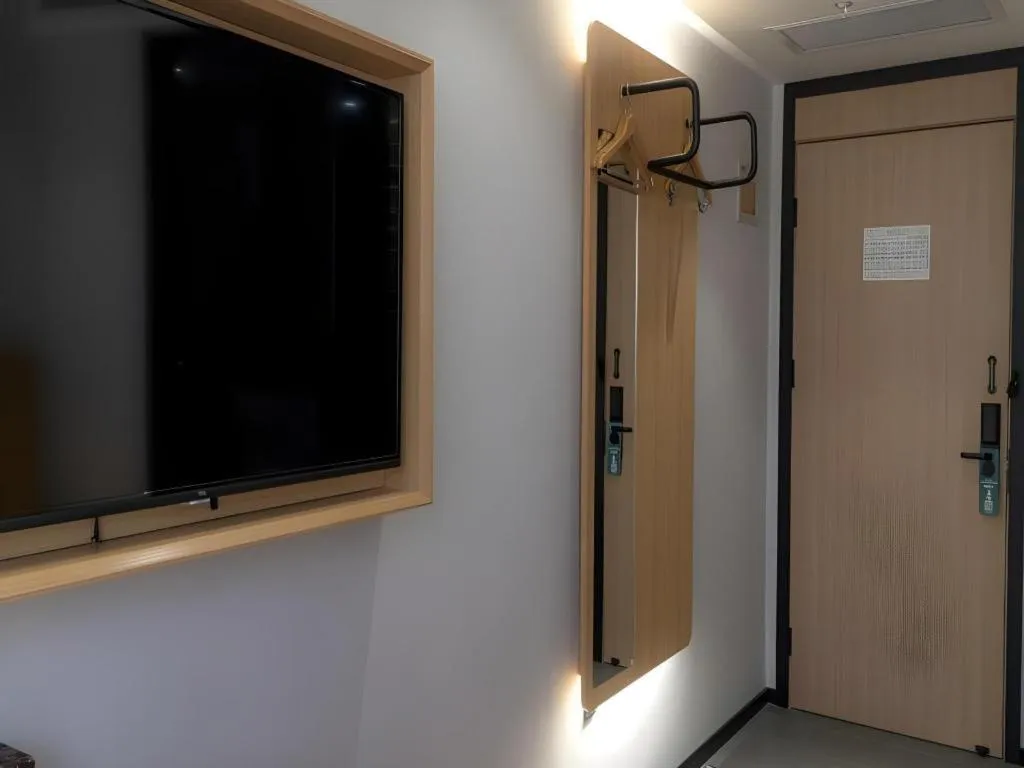 GreenTree Inn Express Datong High-Speed Railway Station Old City Wall