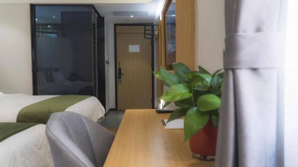 GreenTree Inn Express Datong High-Speed Railway Station Old City Wall