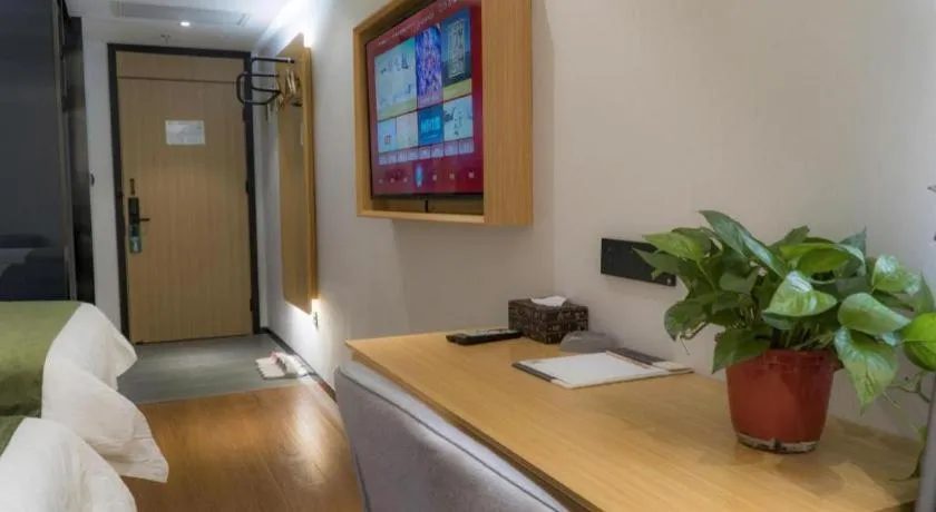 GreenTree Inn Express Datong High-Speed Railway Station Old City Wall