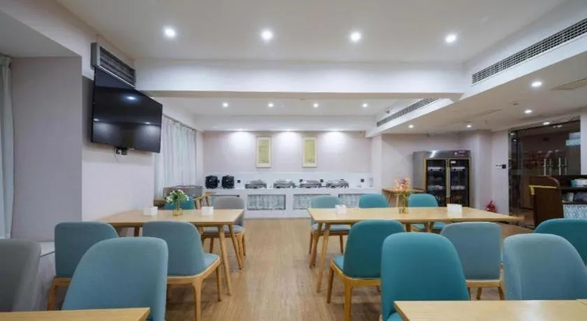 GreenTree Inn Luoyang Railway Station Wangfujing Wangcheng Park