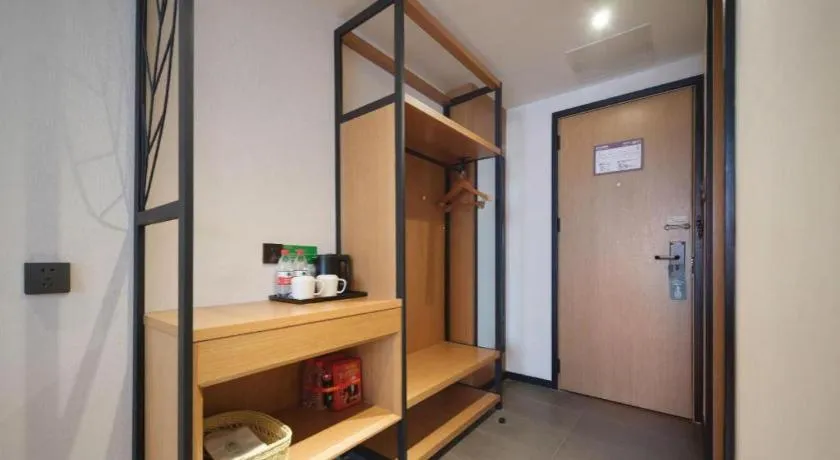 GreenTree Inn Luoyang Railway Station Wangfujing Wangcheng Park