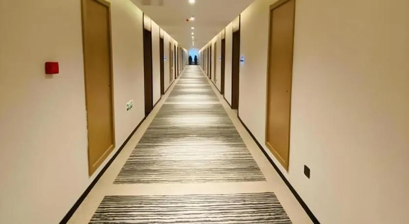 GreenTree Inn Luoyang Railway Station Wangfujing Wangcheng Park