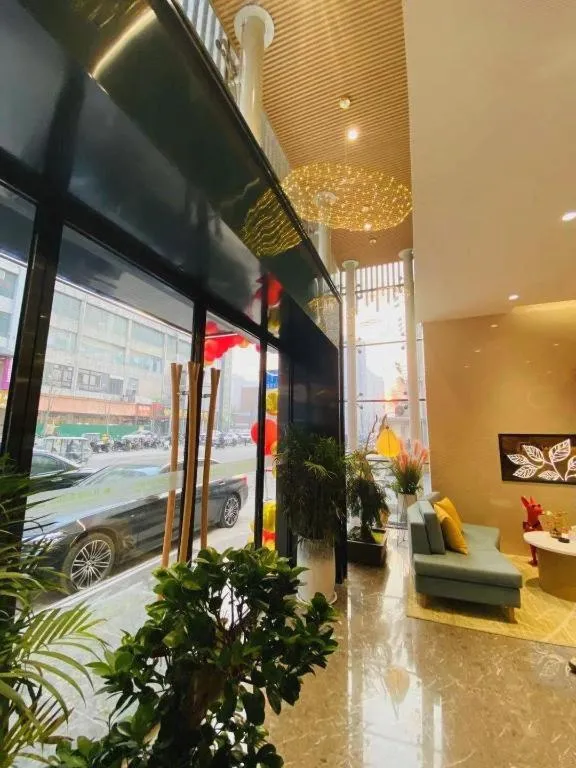 GreenTree Inn Luoyang Railway Station Wangfujing Wangcheng Park