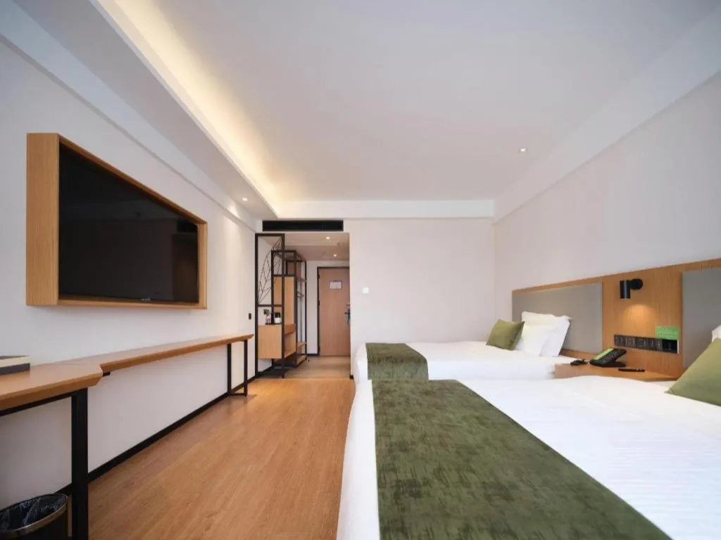 Bed in GreenTree Inn Luoyang Railway Station Wangfujing Wangcheng Park