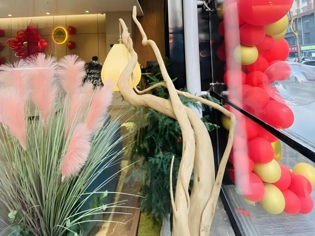 GreenTree Inn Luoyang Railway Station Wangfujing Wangcheng Park