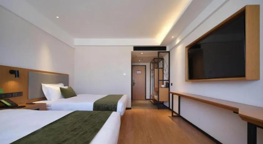 Bed in GreenTree Inn Luoyang Railway Station Wangfujing Wangcheng Park