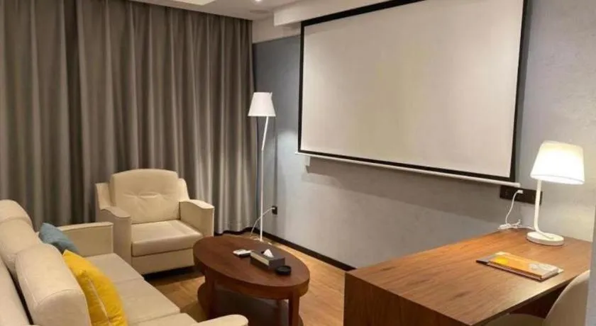 GreenTree Inn Luoyang Railway Station Wangfujing Wangcheng Park