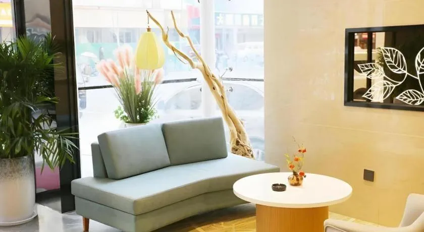 GreenTree Inn Luoyang Railway Station Wangfujing Wangcheng Park