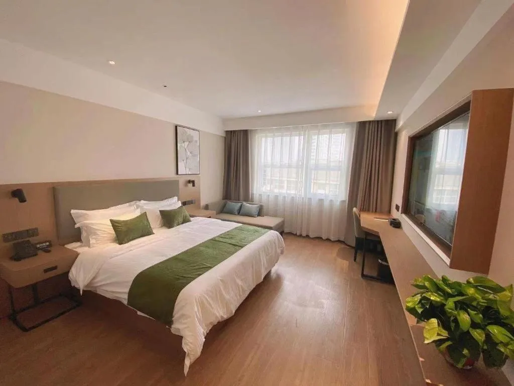Bed in GreenTree Inn Luoyang Railway Station Wangfujing Wangcheng Park