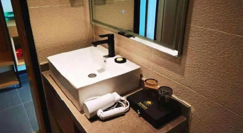 GreenTree Inn Luoyang Railway Station Wangfujing Wangcheng Park