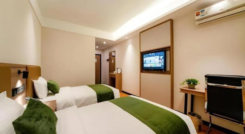 Bed in GreenTree Inn Express Hebei Tangshan Guyan District Xinguang Road