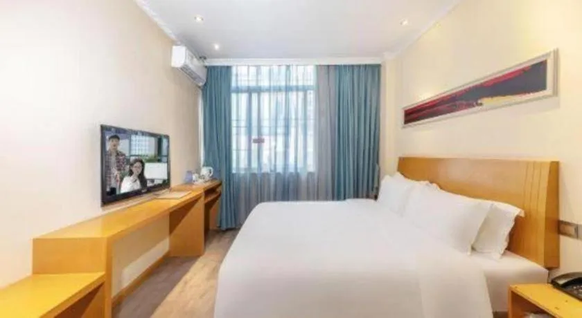 Bed in GreenTree Alliance Hotel Shenzhen Nanshan District Zhongshan Park Tongle