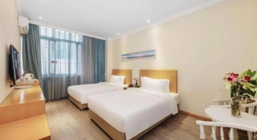 Bed in GreenTree Alliance Hotel Shenzhen Nanshan District Zhongshan Park Tongle