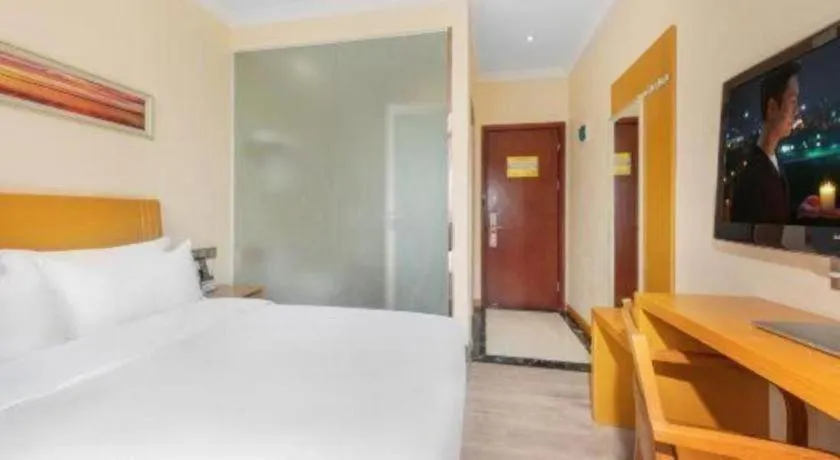 Bed in GreenTree Alliance Hotel Shenzhen Nanshan District Zhongshan Park Tongle