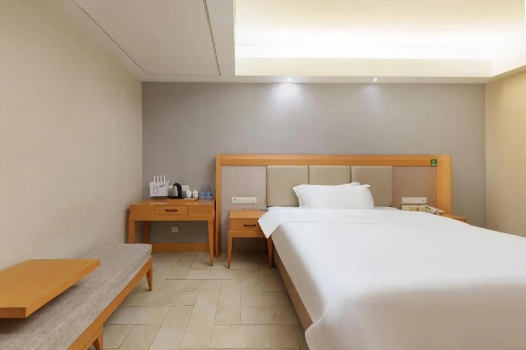 Bed in GreenTree Alliance Hotel Shenzhen Futian District Xiangmi Lake Xiangmei Mountain Metro Station