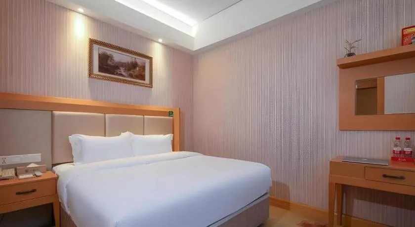 Bed in GreenTree Alliance Hotel Shenzhen Futian District Xiangmi Lake Xiangmei Mountain Metro Station