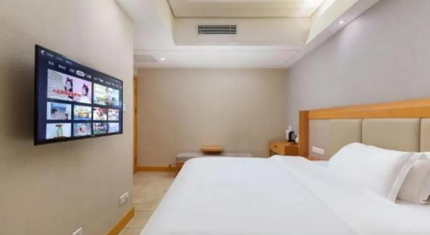 Bed in GreenTree Alliance Hotel Shenzhen Futian District Xiangmi Lake Xiangmei Mountain Metro Station