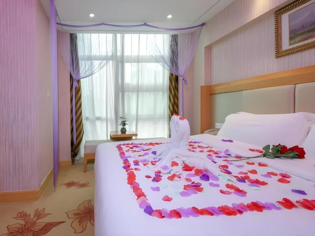 Bed in GreenTree Alliance Hotel Shenzhen Futian District Xiangmi Lake Xiangmei Mountain Metro Station