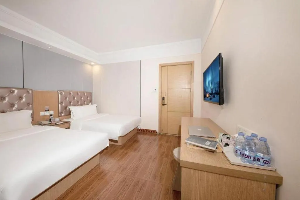 Bed in GreenTree Alliance Hotel Shenzhen Nanshan District Nantou Ancient City Majialong