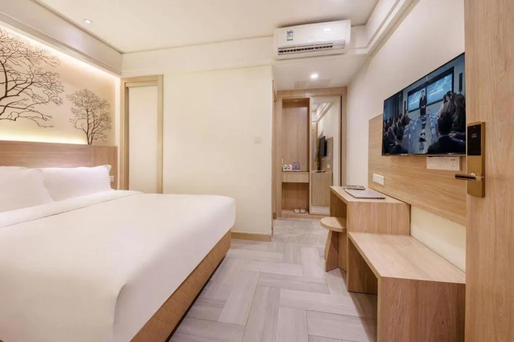 Bed in GreenTree Alliance Hotel Shenzhen Nanshan District Nantou Ancient City Majialong