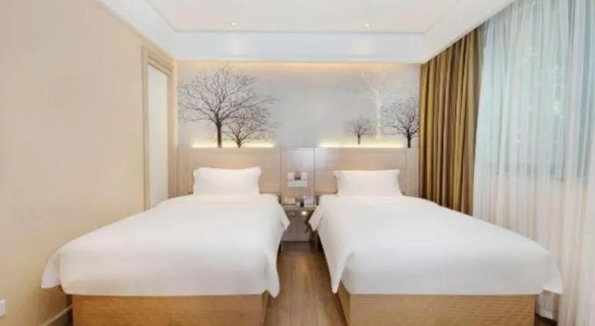 Bed in GreenTree Alliance Hotel Shenzhen Nanshan District Nantou Ancient City Majialong