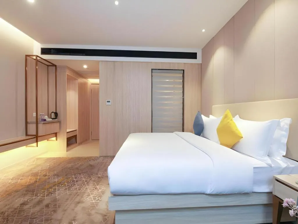 Bed in GreenTree Eastern Hotel Shenzhen Nanshan District Qianhai Free Trade Zone Lilin Metro Station
