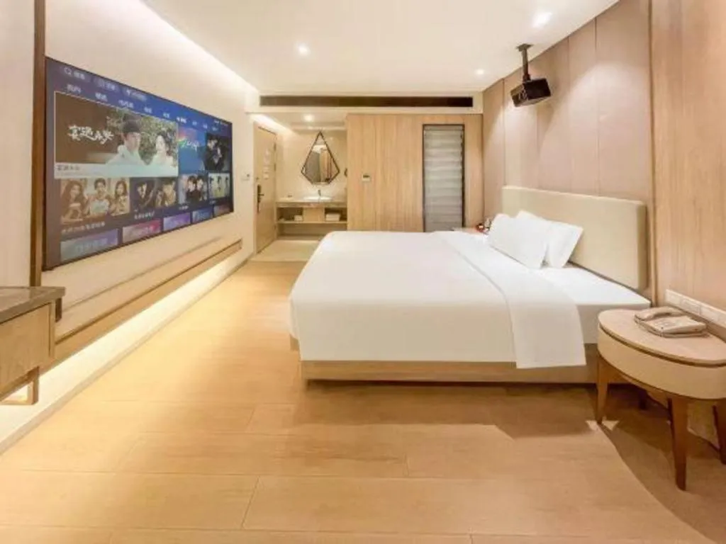 Bed in GreenTree Eastern Hotel Shenzhen Nanshan District Qianhai Free Trade Zone Lilin Metro Station