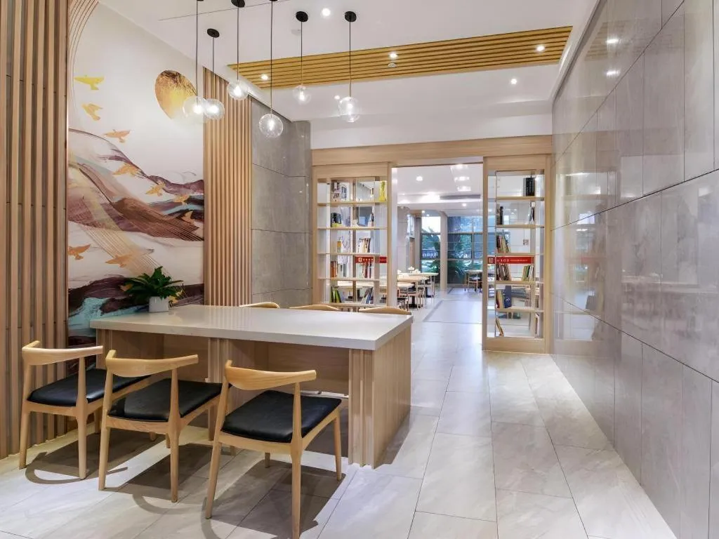 GreenTree Eastern Hotel Shenzhen Nanshan District Qianhai Free Trade Zone Lilin Metro Station