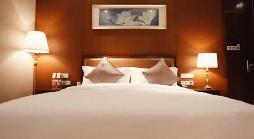 Bed in Balan International Hotel
