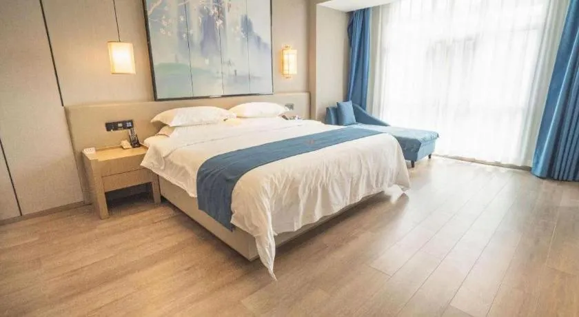 Bed in GreenTree Eastern Hotel Changge Yiwu City