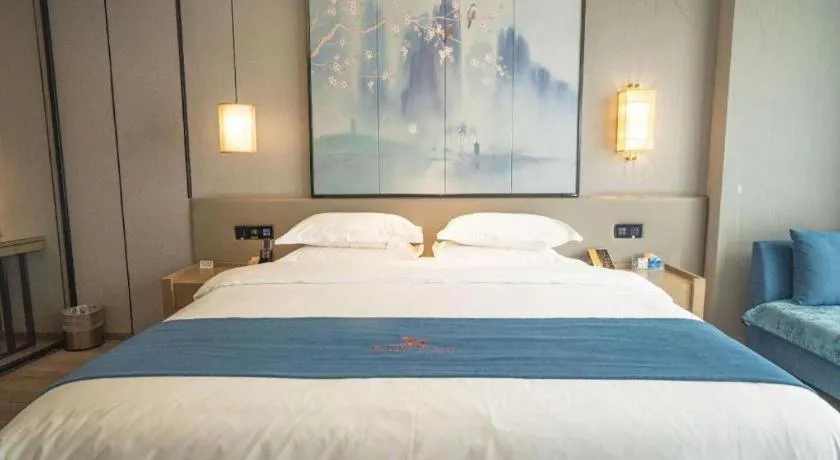 Bed in GreenTree Eastern Hotel Changge Yiwu City