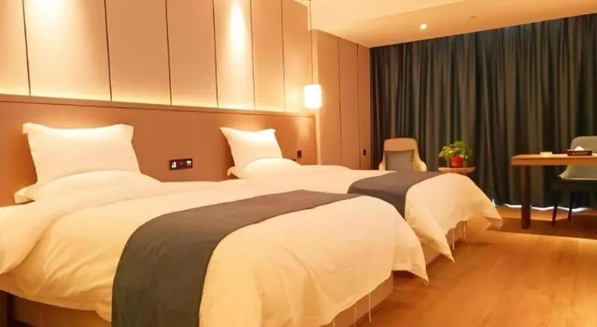 Bed in GreenTree Eastern Hotel Changge Yiwu City