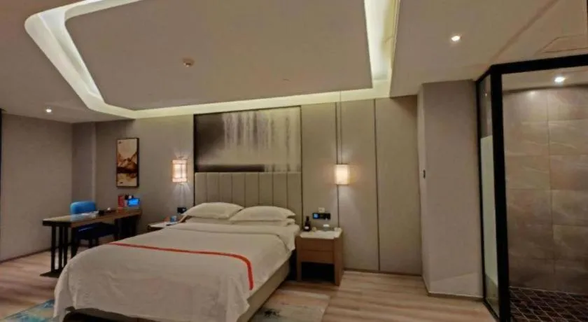Bed in GreenTree Eastern Hotel Changge Yiwu City