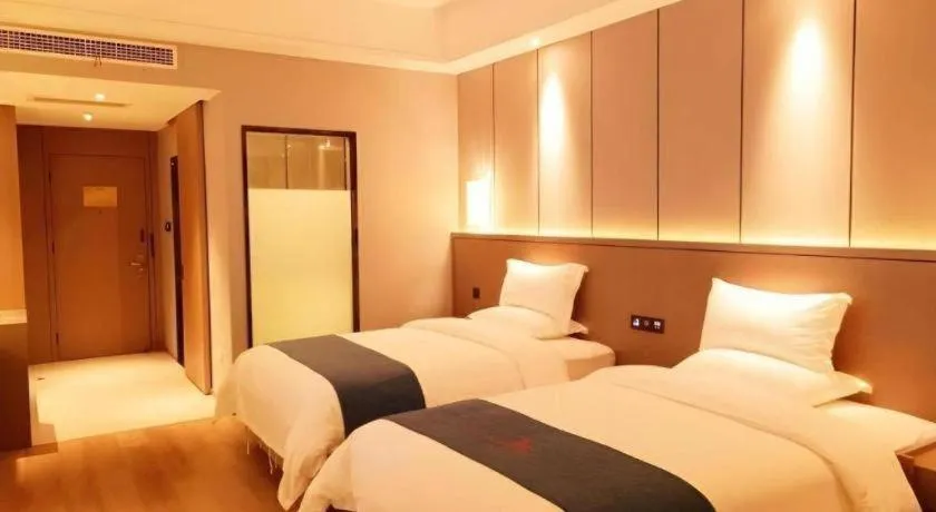 Bed in GreenTree Eastern Hotel Changge Yiwu City