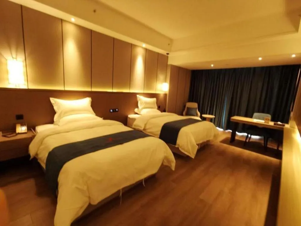 Bed in GreenTree Eastern Hotel Changge Yiwu City