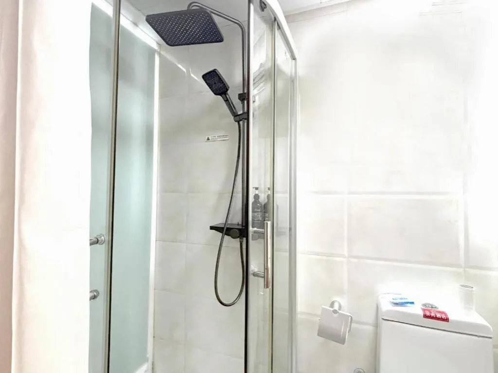 Shell Hotel Huaibei Jinying Plaza Long Distance Bus Station