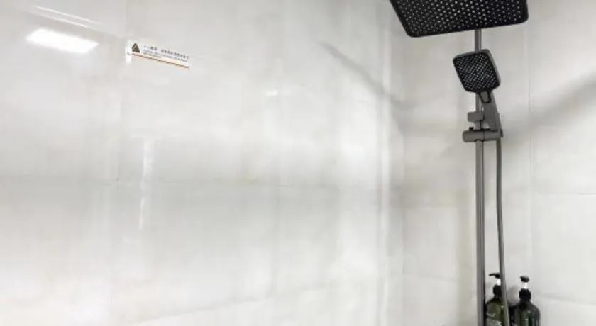 Shell Hotel Huaibei Jinying Plaza Long Distance Bus Station