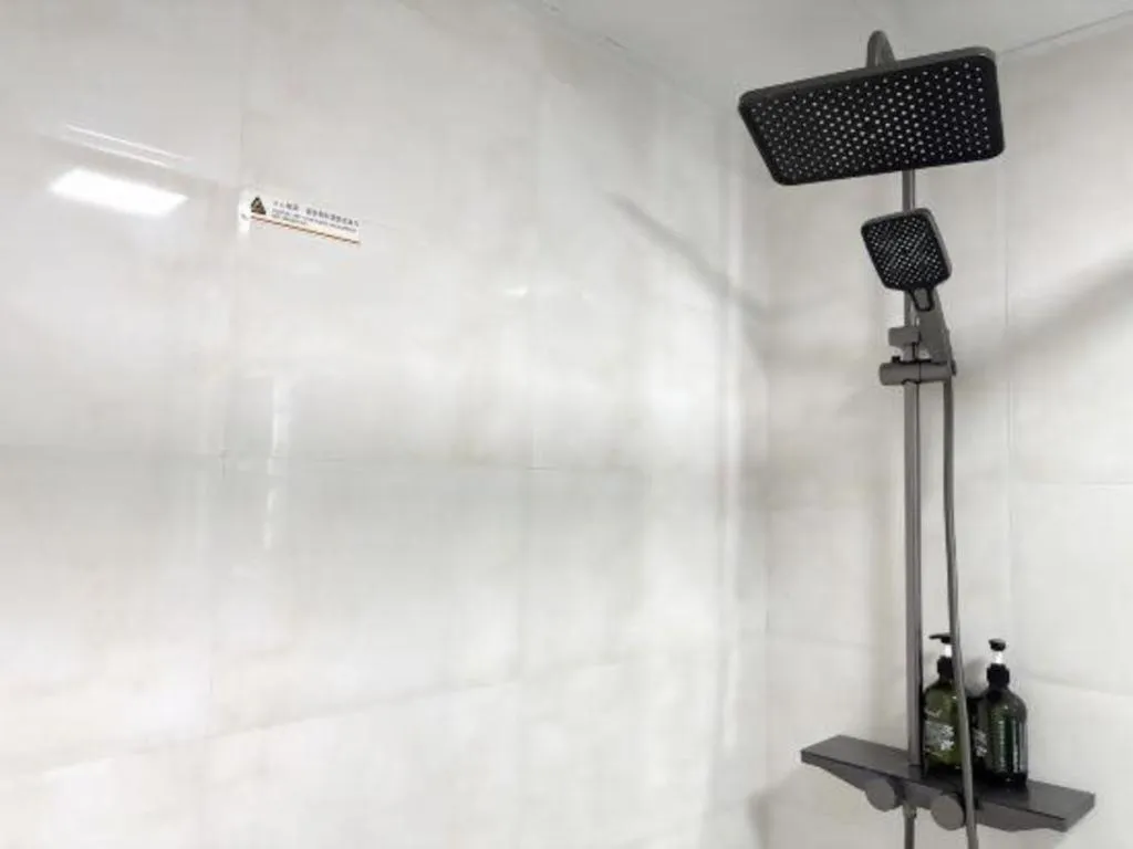 Shell Hotel Huaibei Jinying Plaza Long Distance Bus Station