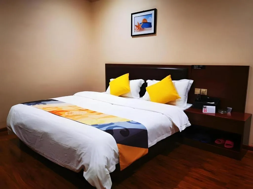 Bed in Shell Hotel Huainan Shou County Passenger Station Yaohai Grand Market