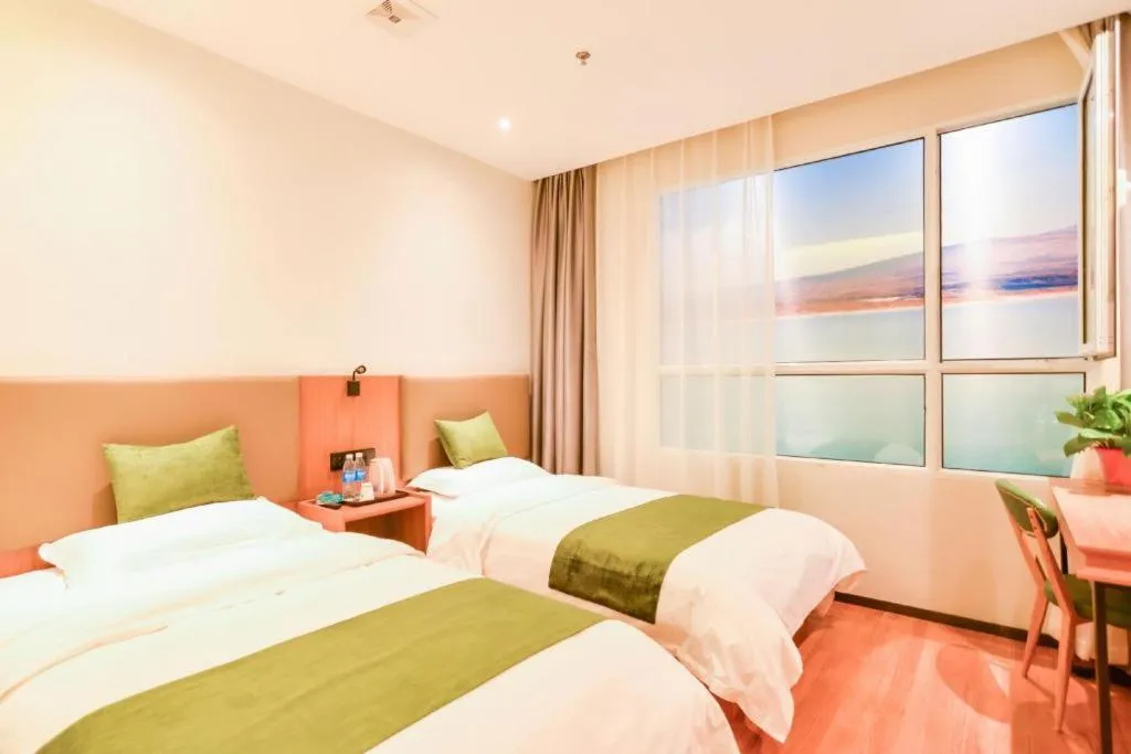 Bed in GreenTree Inn Express Lanzhou West Passenger Station Lanzhou Center