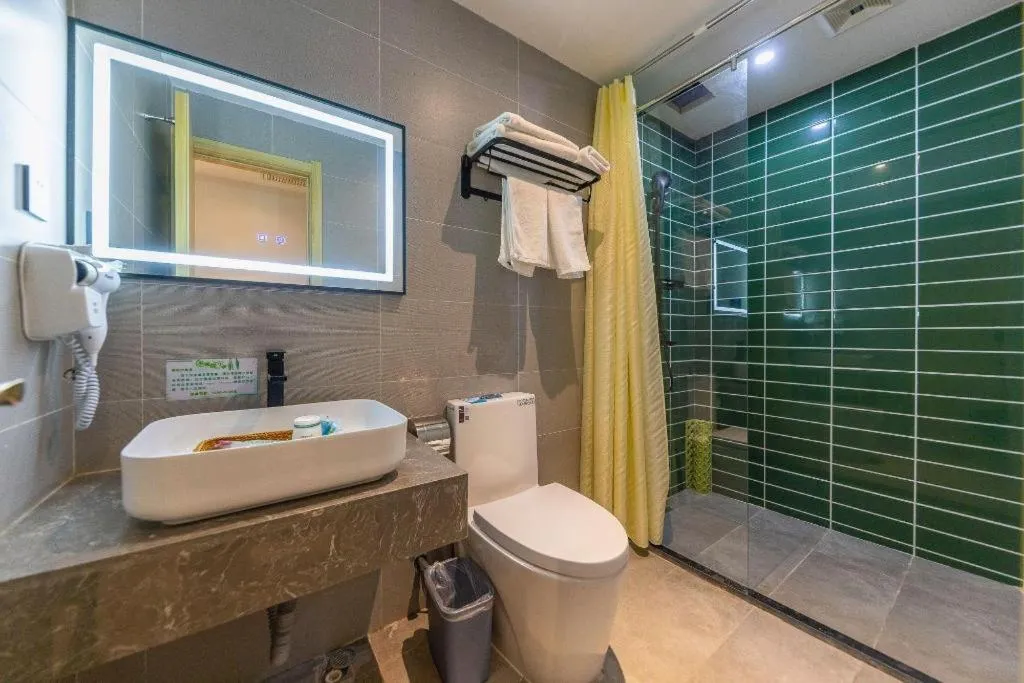 GreenTree Inn Express Lanzhou West Passenger Station Lanzhou Center