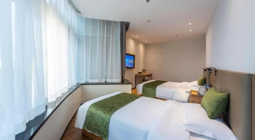 Bed in GreenTree Inn Express Lanzhou West Passenger Station Lanzhou Center