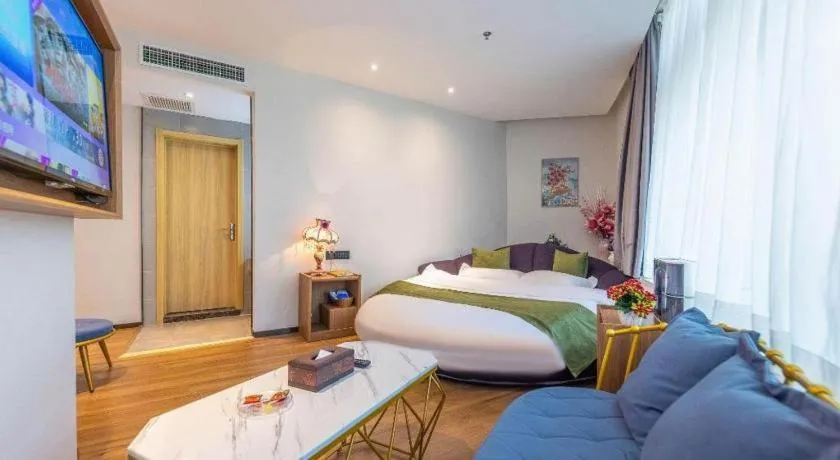 Bed in GreenTree Inn Express Lanzhou West Passenger Station Lanzhou Center