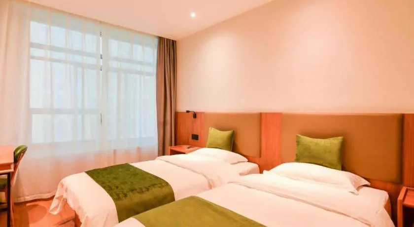 Bed in GreenTree Inn Express Lanzhou West Passenger Station Lanzhou Center