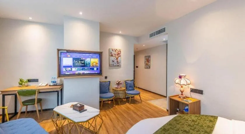 Bed in GreenTree Inn Express Lanzhou West Passenger Station Lanzhou Center