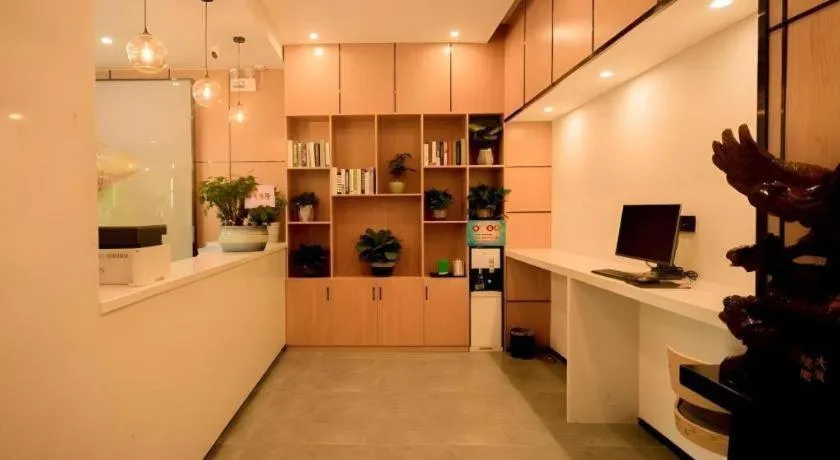 GreenTree Inn Express Henan Xinyang Huaibin County